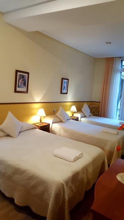 Pension Ibai San Sebastian Buitenkant foto