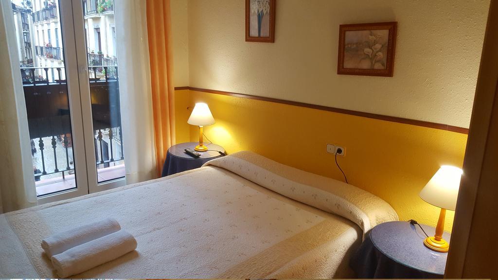 Pension Ibai San Sebastian Buitenkant foto